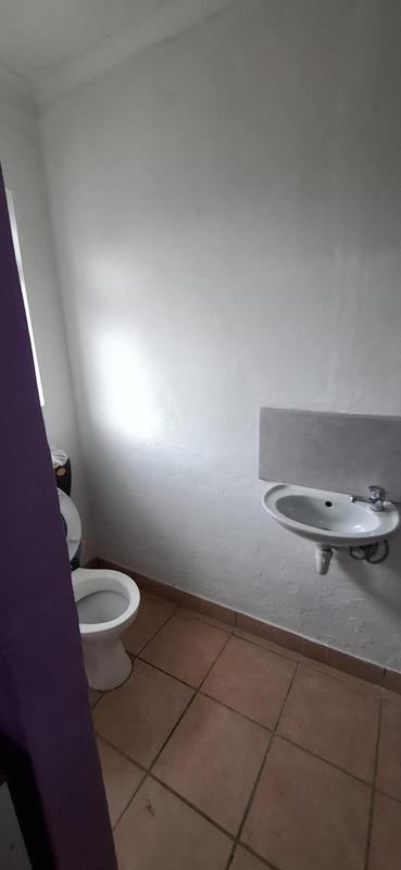 6 Bedroom Property for Sale in Ravensmead Western Cape